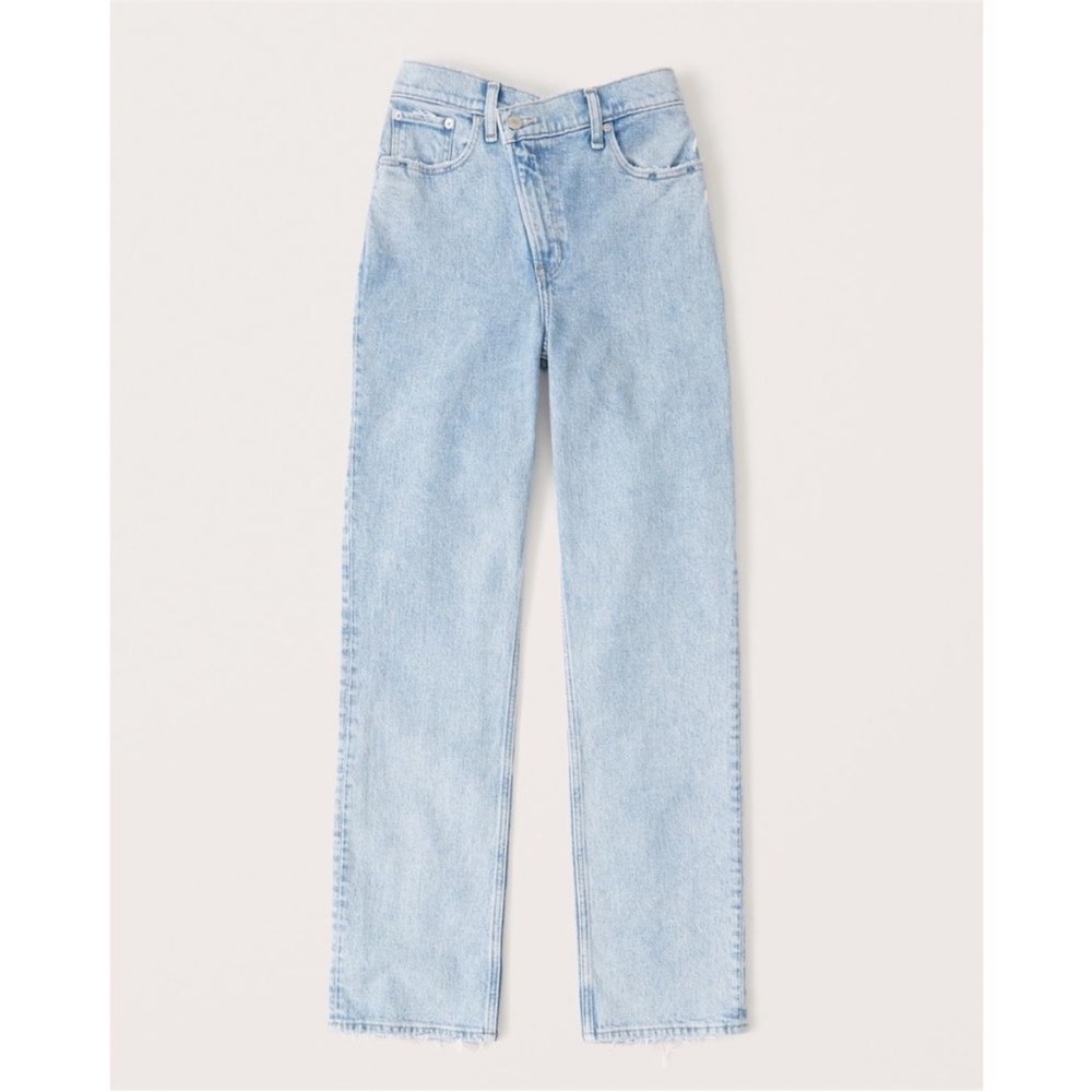 Abercrombie & Fitch 90s Relaxed High Rise Curve Love Criss Cross Jeans